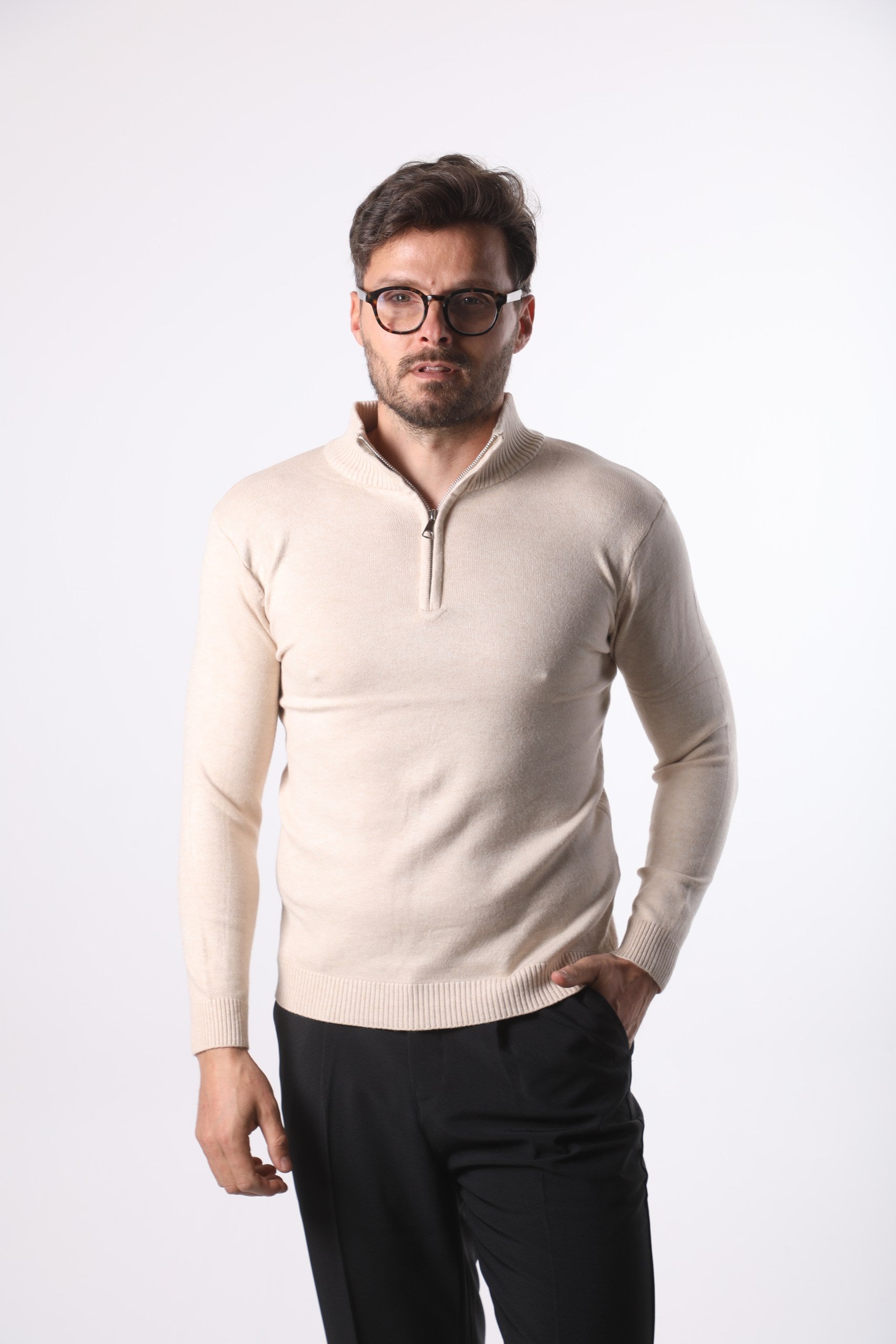 Classic Quarter Zip Sweater - Old Money Style Knit