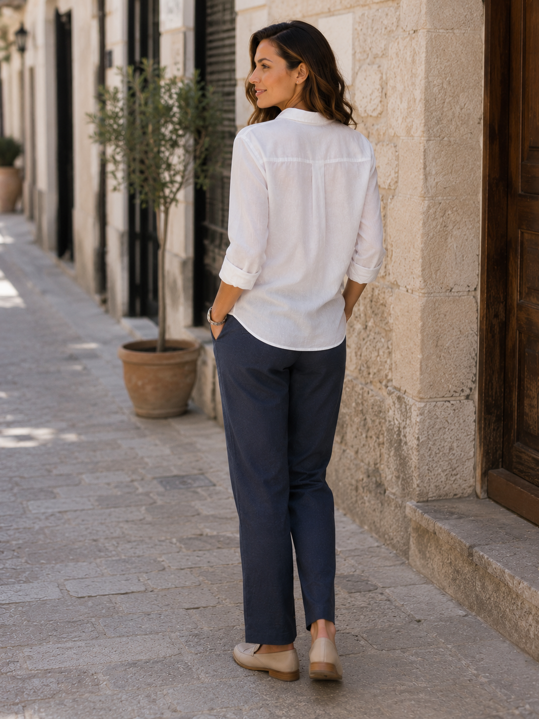 Classic Linen Shirt – Effortless Elegance